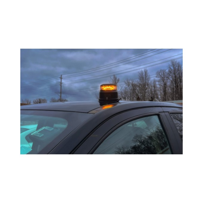 Girofar LED amber - IP66K - fixare magnetica, cu baterie si telecomanda Girofar LED amber - IP66K - fixare magnetica, cu baterie si telecomanda